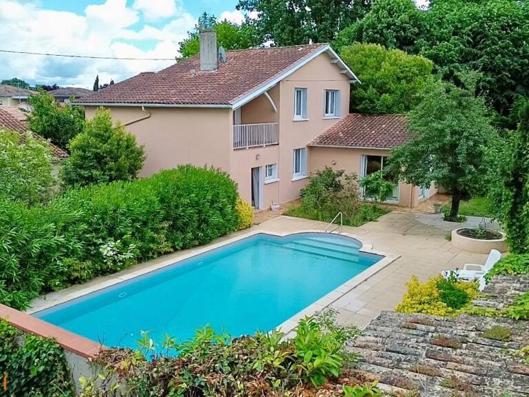 Maison avec piscine — photo 1