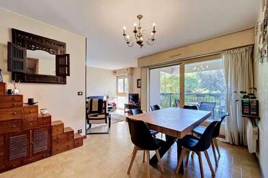 Appartement 5 pièces 249900 €