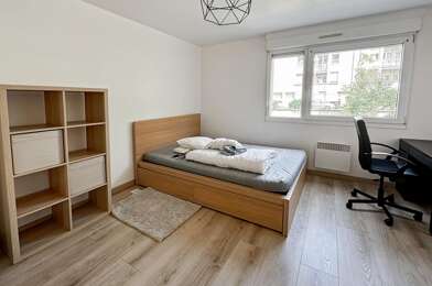 Appartement 1 pièces 560 €