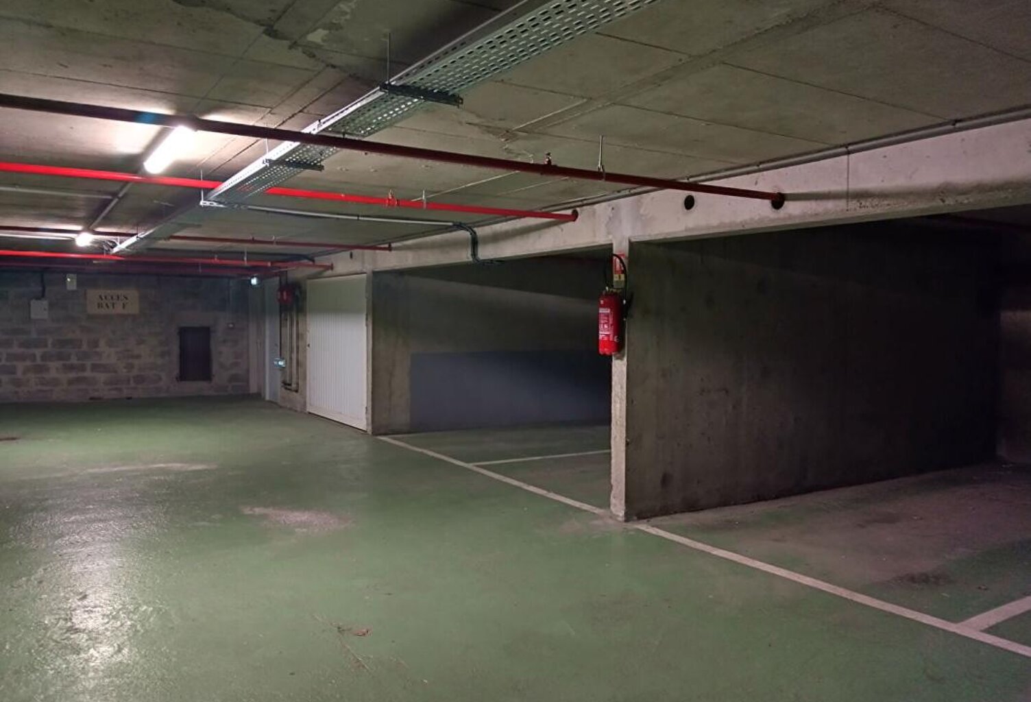 Belle place de parking Thibouméry/Alleray — photo 1