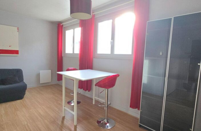 Appartement T1, meublé, d'une surface de 27.40 m², dans le centre ville de Périgueux — photo 3