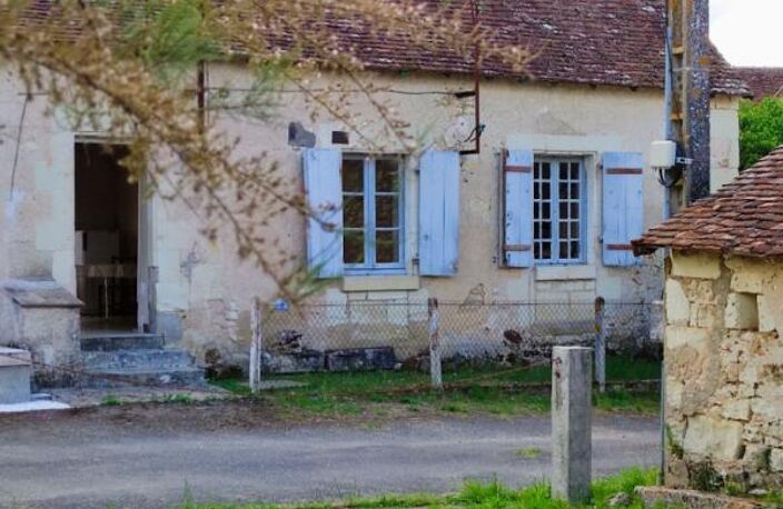 Maison de pays Yzeures Sur Creuse 3 pièces grange et terrain — photo 4