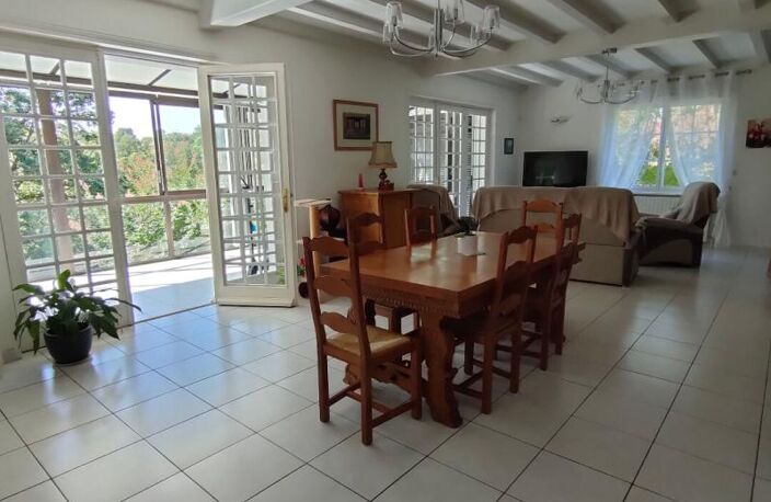 Maison avec chambres d'hôtes Mortagne sur Sevre 8 pièces 177 m2 — photo 3