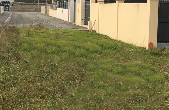 Terrain viabilisé de 680m² dont 540m² constructible 96 000  HAI — photo 2