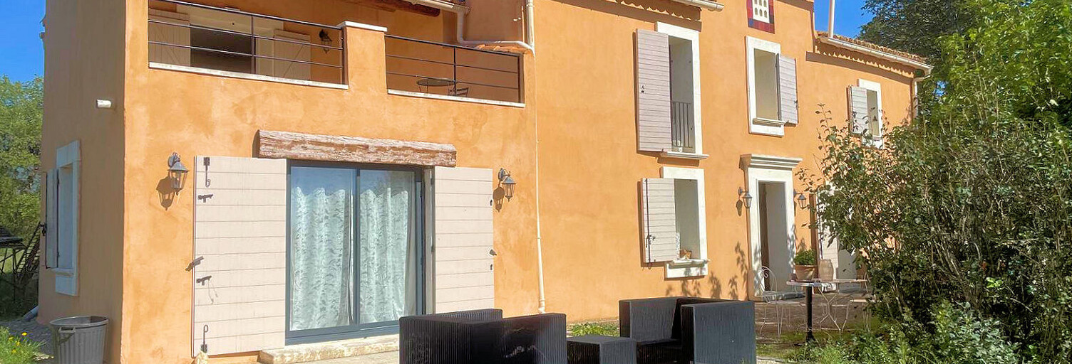 Maison 8 Pièces 275 m² à vendre à Villars (84400)