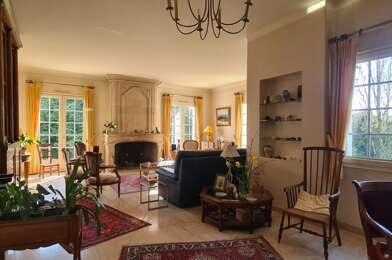 Maison 11 pièces 647900 €