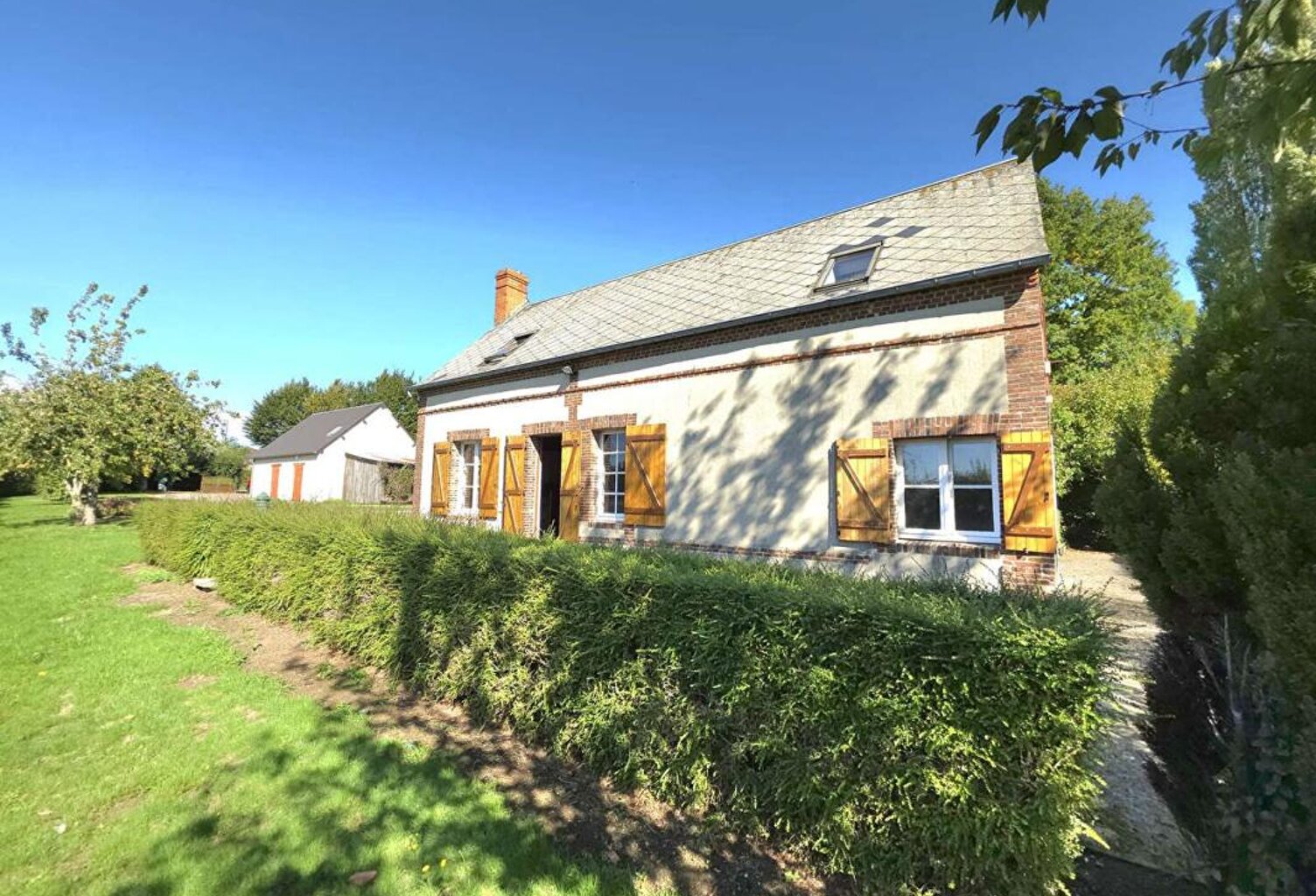 61380 La Ferrière Au Doyen, maison de campagne 106 m² 3 chambres, terrain 3.036 m² — photo 1