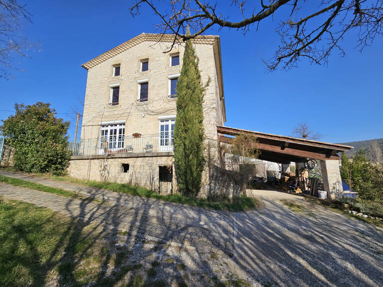 Propriété de caractère  en Pierre 376m2 — photo 1