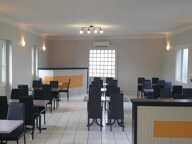 EXCLUSIVITÉ – OPPORTUNITÉ RARE : BAR, SNACK, GRILL AVEC LICENCE IV – CLÉ EN MAIN – TERRASSE, JARDIN – LOYER 600 € — photo 4