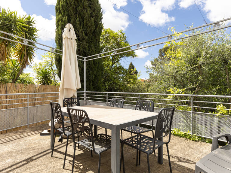 SUPERBE BÂTISSE PROVENÇALE AU CHARME AUTHENTIQUE — photo 1