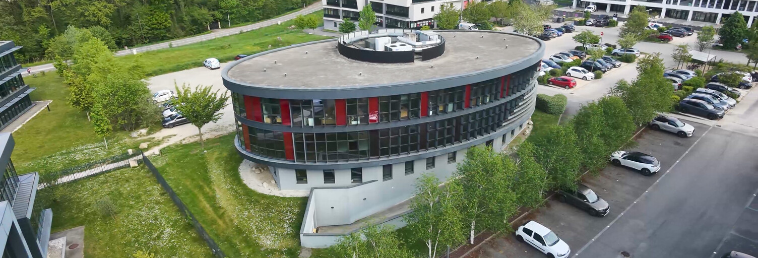 Bureau  854 m² à vendre à Challes-les-Eaux (73190)