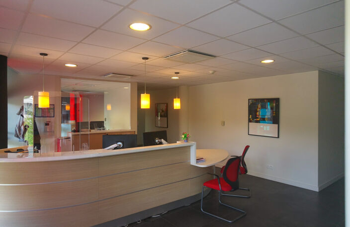 CHALLES-LES-EAUX / FACE MÉDIPÔLE   BUREAUX CLÉS EN MAIN AVEC — photo 5