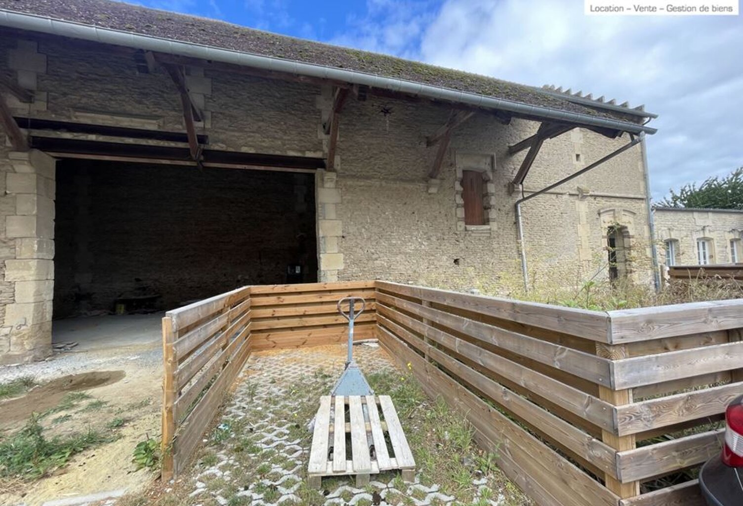 Maison - 200m ² — photo 1