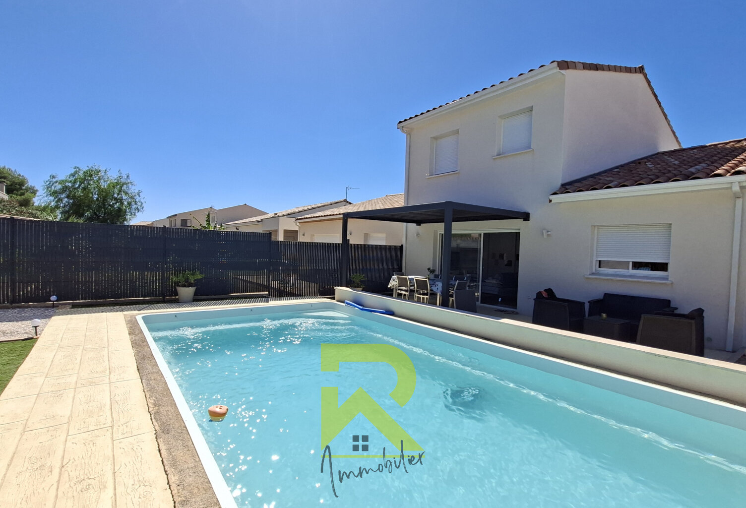 Maison contemporaine de 2024 - 101 m2   4 chambres   Piscine — photo 1