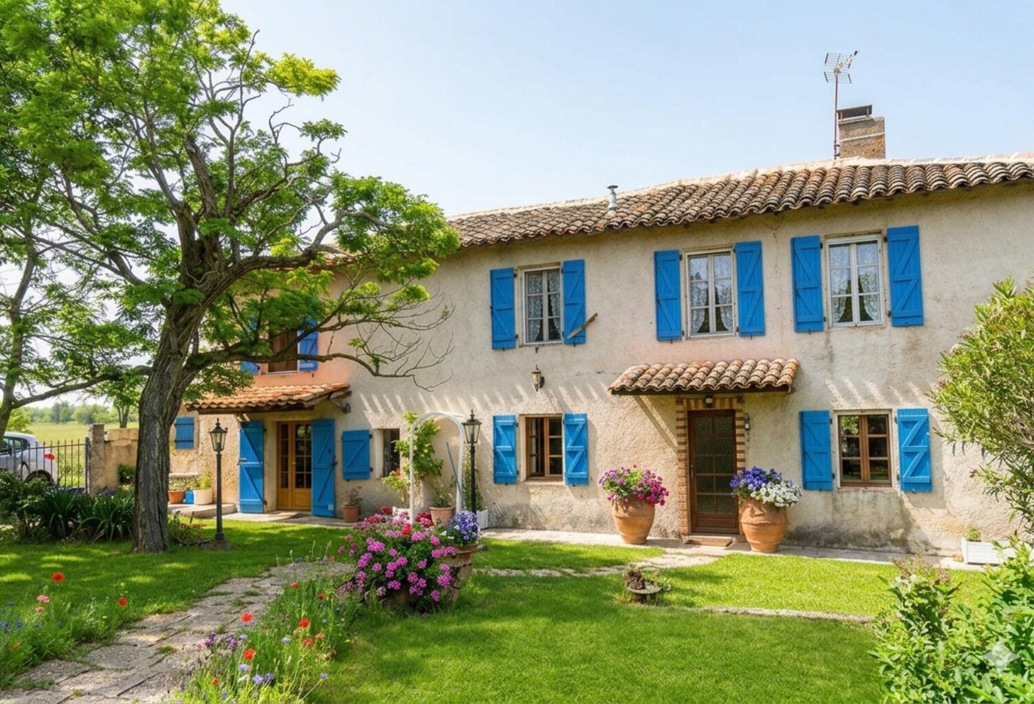 Vente maison 7 pièces 333 m² Gaillac (81600) — photo 1