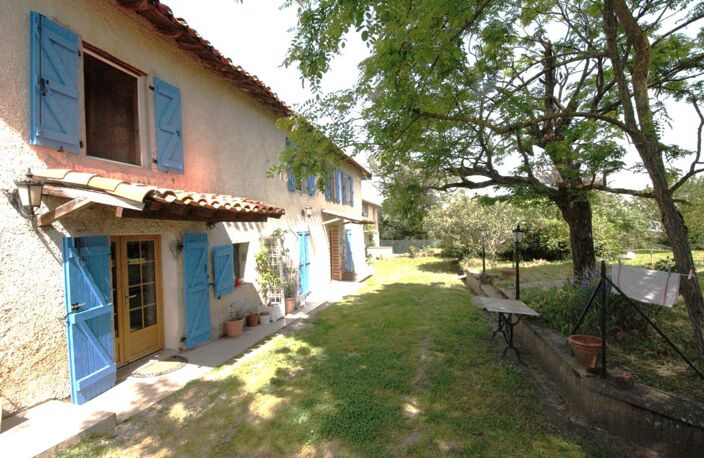 Vente maison 7 pièces 333 m² Gaillac (81600) — photo 2