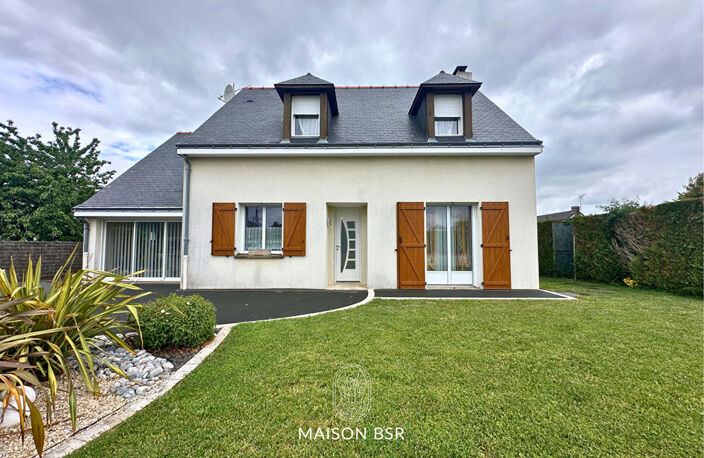 Maison 4 chambres 127 m² centre-ville Mésanger - Terrasse - Pergola - Garage — photo 2
