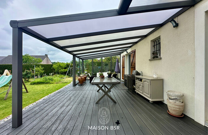 Maison 4 chambres 127 m² centre-ville Mésanger - Terrasse - Pergola - Garage — photo 3