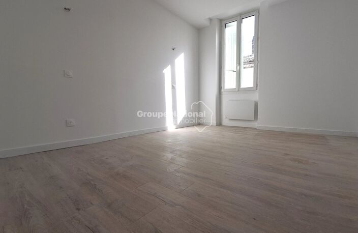 APPARTEMENT T3 ENTIEREMENT RENOVE VAISON LA ROMAINE PROCHE PLACE — photo 5