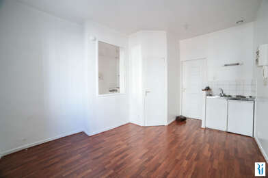 Appartement 1 pièces 340 €