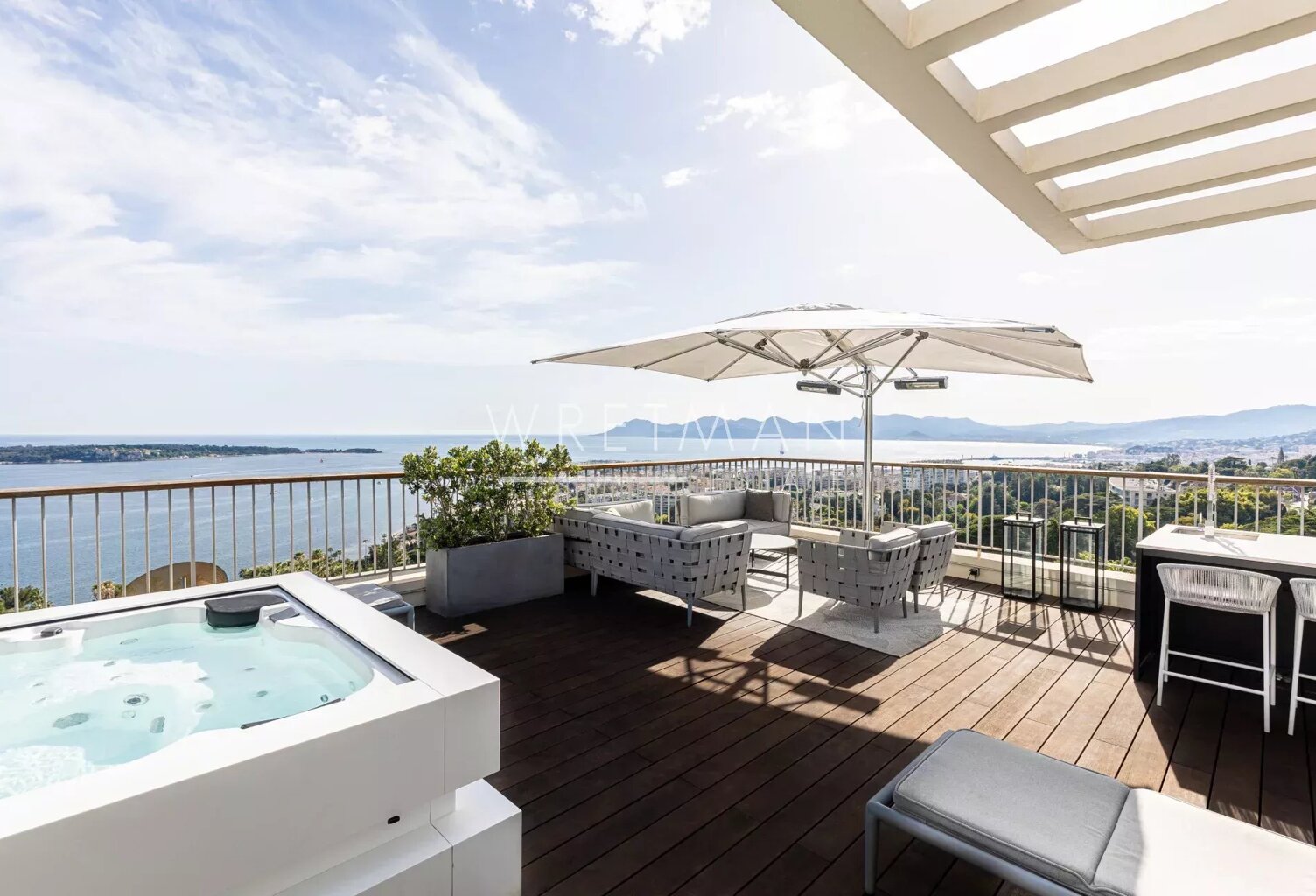 Appartement avec terrasse sur le toit et vue mer - Cannes — photo 1