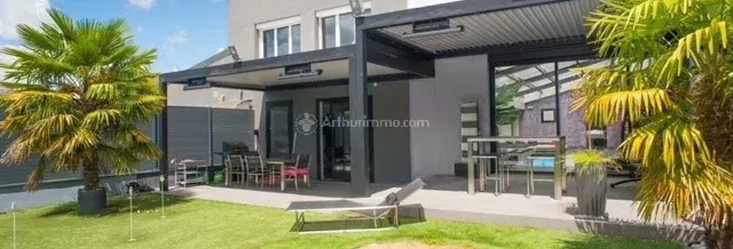 Appartement 10 Pièces 394 m² à vendre à Saint-Fargeau-Ponthierry (77310)