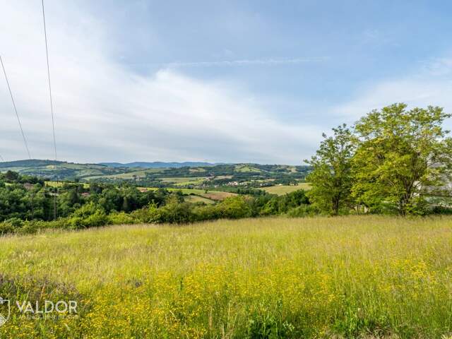 Terrain viabilisée avec vue dégagée — photo du bien
