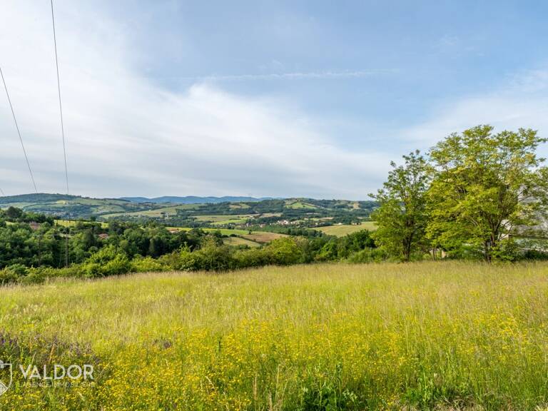 Terrain viabilisée avec vue dégagée — photo 1