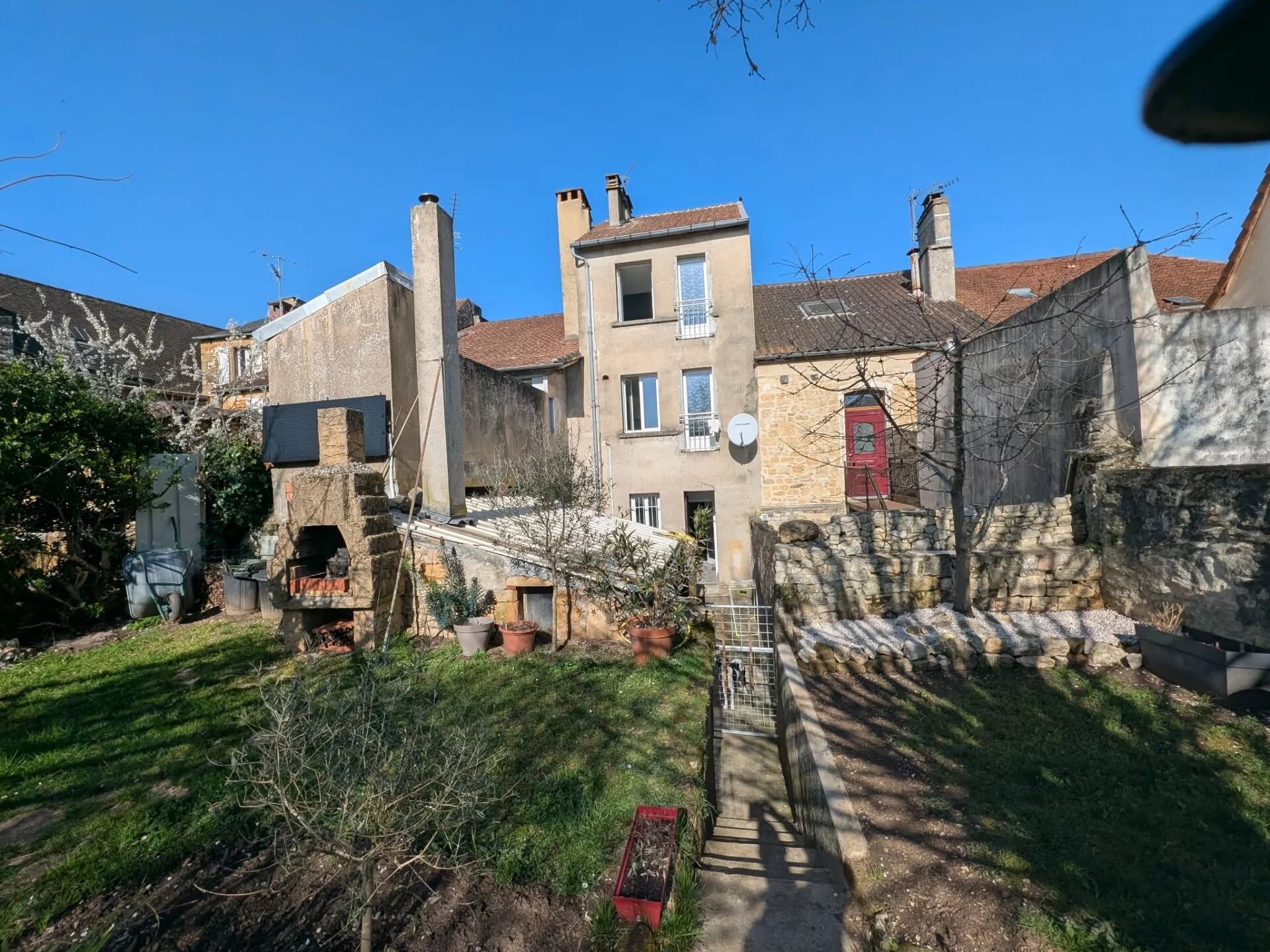 Maison 6 pièces 116 m² · à Gourdon · 116 m² · 128 000 €