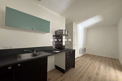 Appartement 2 pièces 885 €