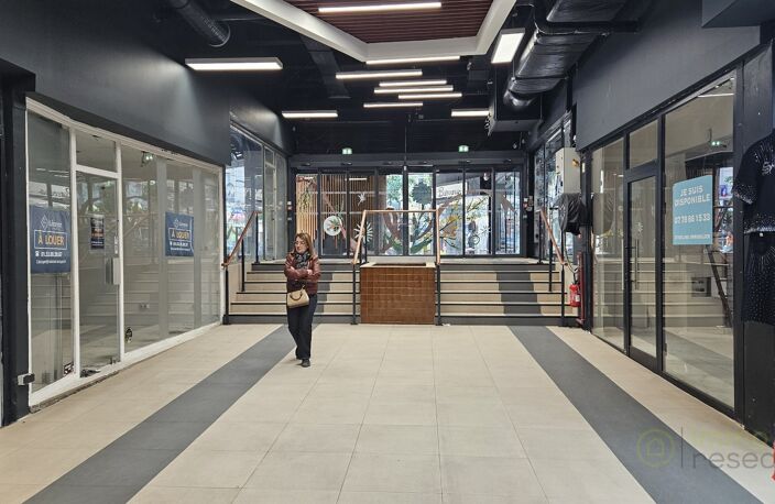 Local commercial — photo 3