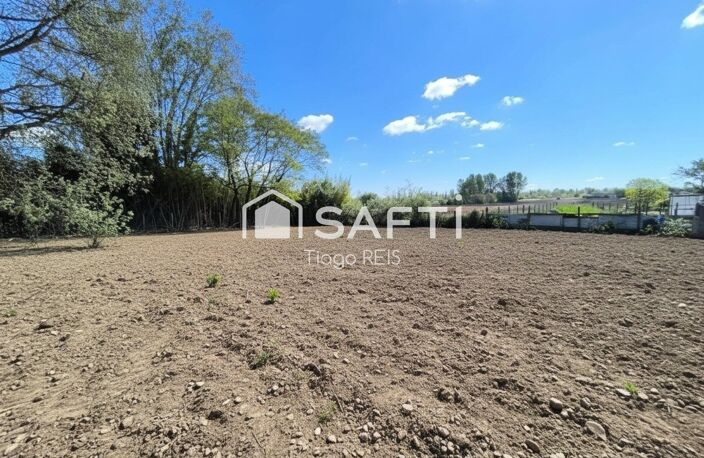 Seysses : Terrain viabilisé 687m² en impasse — photo 2