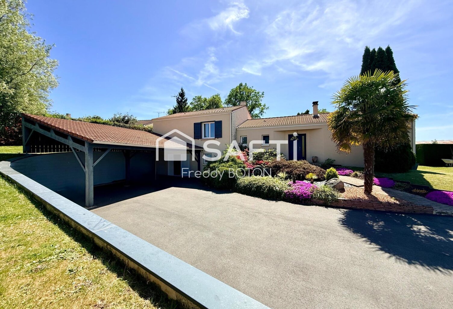 Une maison clé en main, moderne et parfaitement entretenue avec piscine et grands extérieurs . — photo 1