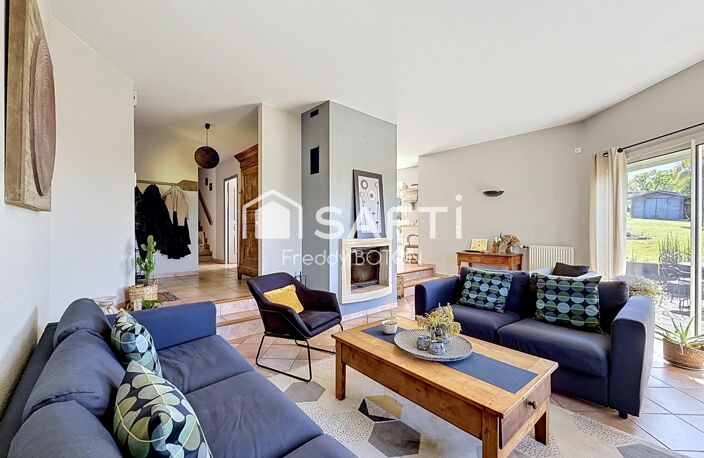 Une maison clé en main, moderne et parfaitement entretenue avec piscine et grands extérieurs . — photo 2