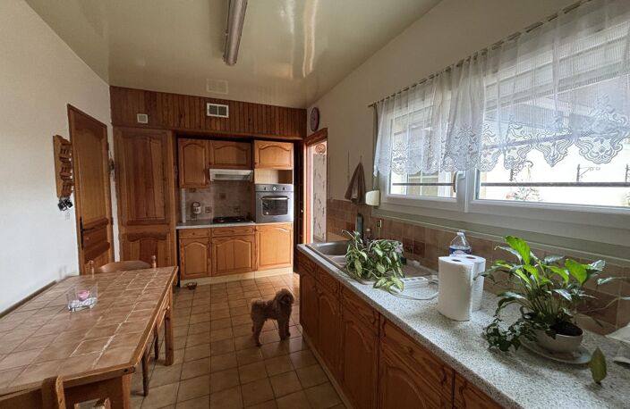 Vente maison 4 pièces 100 m² Le Neubourg (27110) — photo 2
