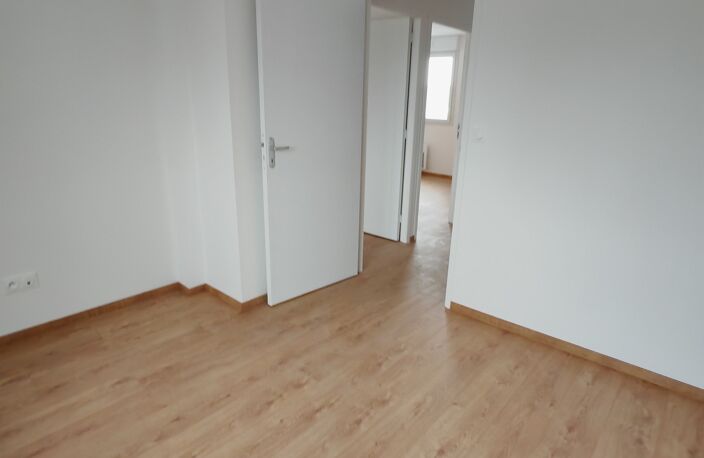 MAISON MODULAIRE A OSSATURE BOIS A BATIR  — photo 4
