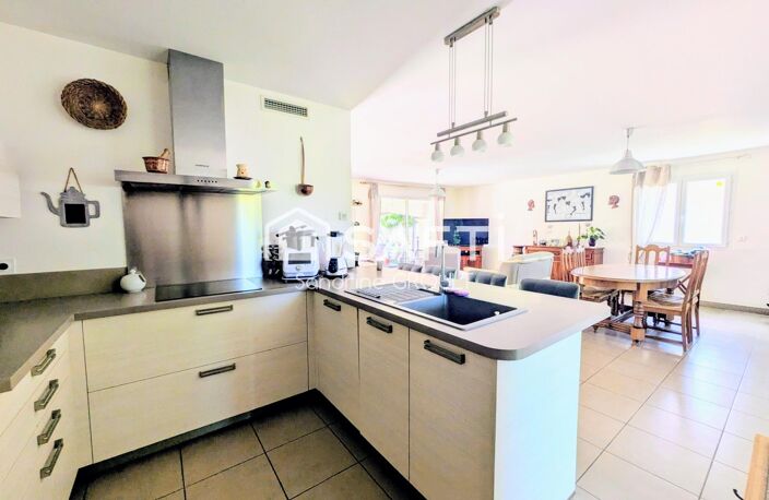 VILLA PLAIN PIED 133m², 3 CHAMBRES avec PISCINE et GARAGE — photo 5