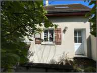 Ensemble de deux maisons totalisant 288 m² et 7 chambres sur un jardin clos de 1293m². — photo 3