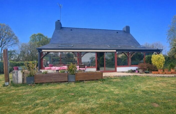Très belle maison Néo Bretonne avec de beaux volumes proche des commodités. — photo 3