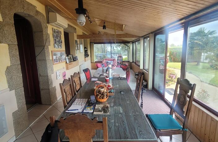 Très belle maison Néo Bretonne avec de beaux volumes proche des commodités. — photo 5