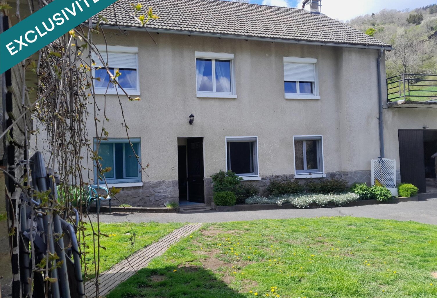 MAISON AVEC 3 CHAMBRES COMBLES AMENAGEABLES 5 MN DU LIORAN — photo 1