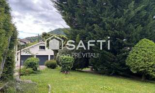 Garage   m² à vendre à Oyonnax (01100)