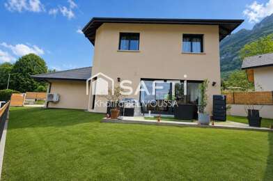 Maison 4 pièces 555000 €