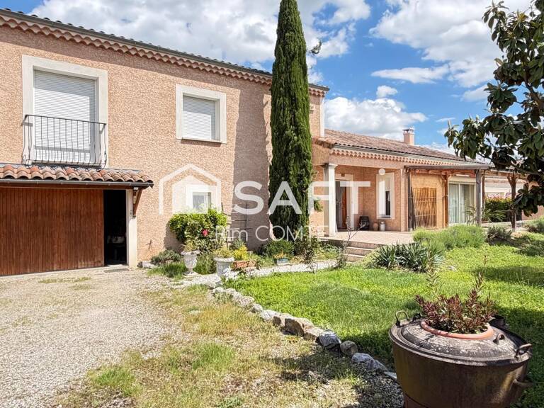 Maison familiale aux prestations complètes  Idéalement située en plein centre du charmant village d'Anneyron!! — photo 1