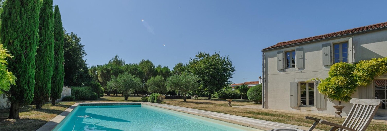 Maison 8 Pièces 240 m² à vendre à Saint-Médard-d'Aunis (17220)