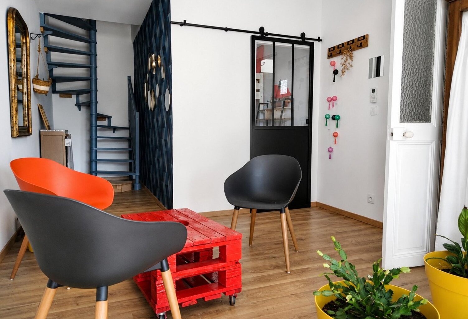 Lavarin Nord : maison 100m2, jardin, garage, piscine — photo 1