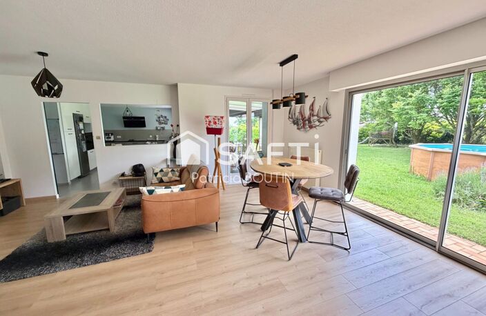 PAVILLON 4 CHAMBRES GARAGE ET LOGEMENT INDÉPENDANT AVEC JARDIN A BRULAIN — photo 2