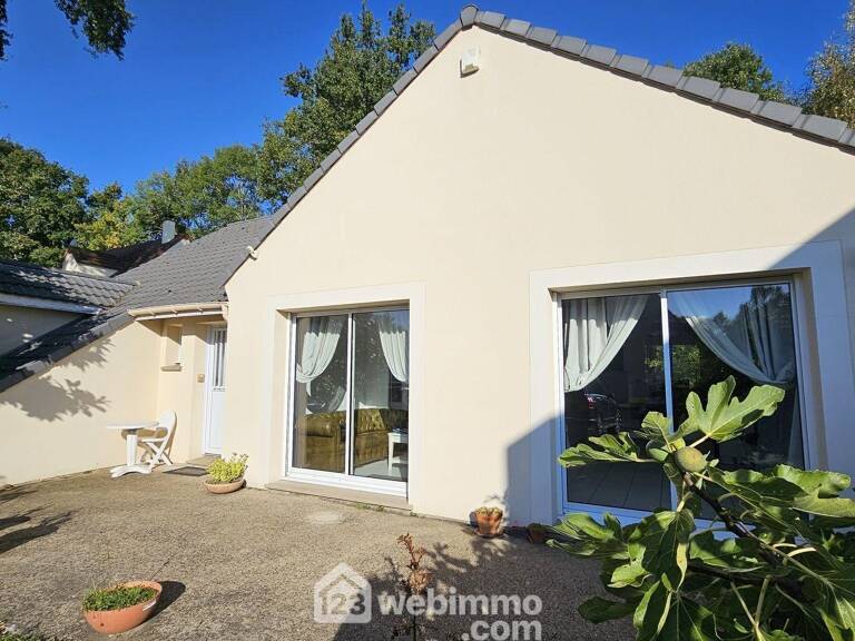 Maison - 121m² - Dammarie-les-Lys — photo 1