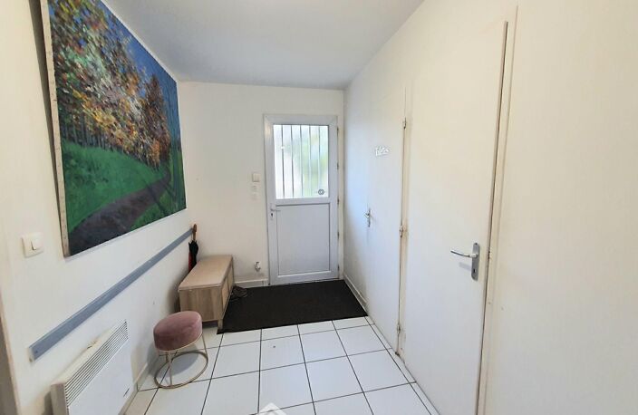 Maison - 121m² - Dammarie-les-Lys — photo 2