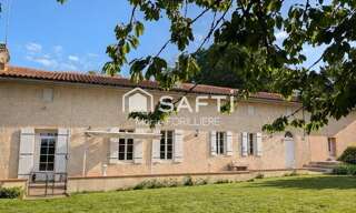 Maison 10 Pièces 325 m² à vendre à Bayas (33230)